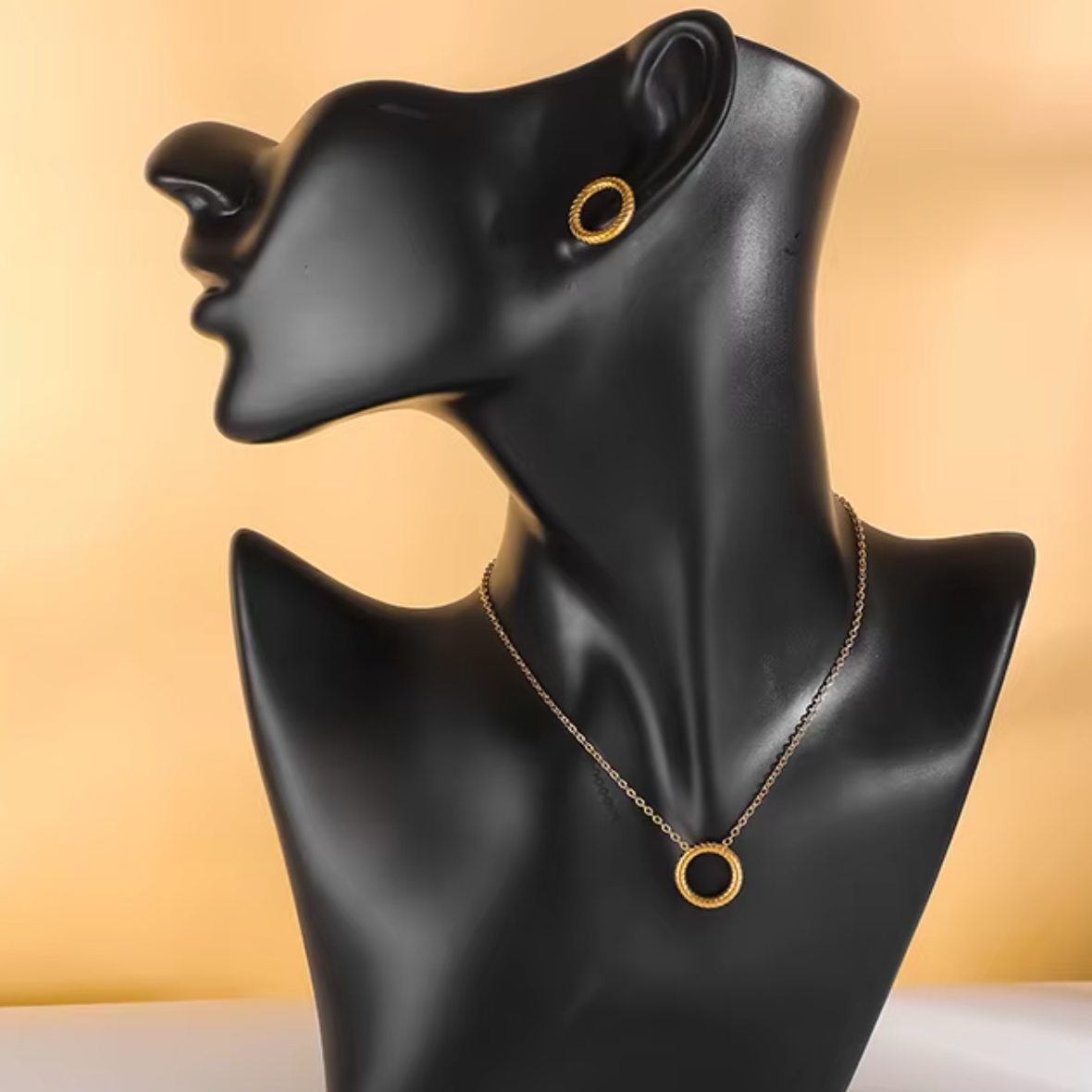 Amara - Set de Joyería Minimalista |Collar, Pulsera y Aretes|